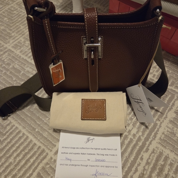 Henry's By Dooney & Bourke Small Crossbody In Chocolate NWT - Picture 14 of 16
